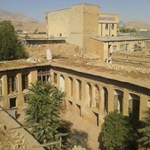 iran traditional hotel 